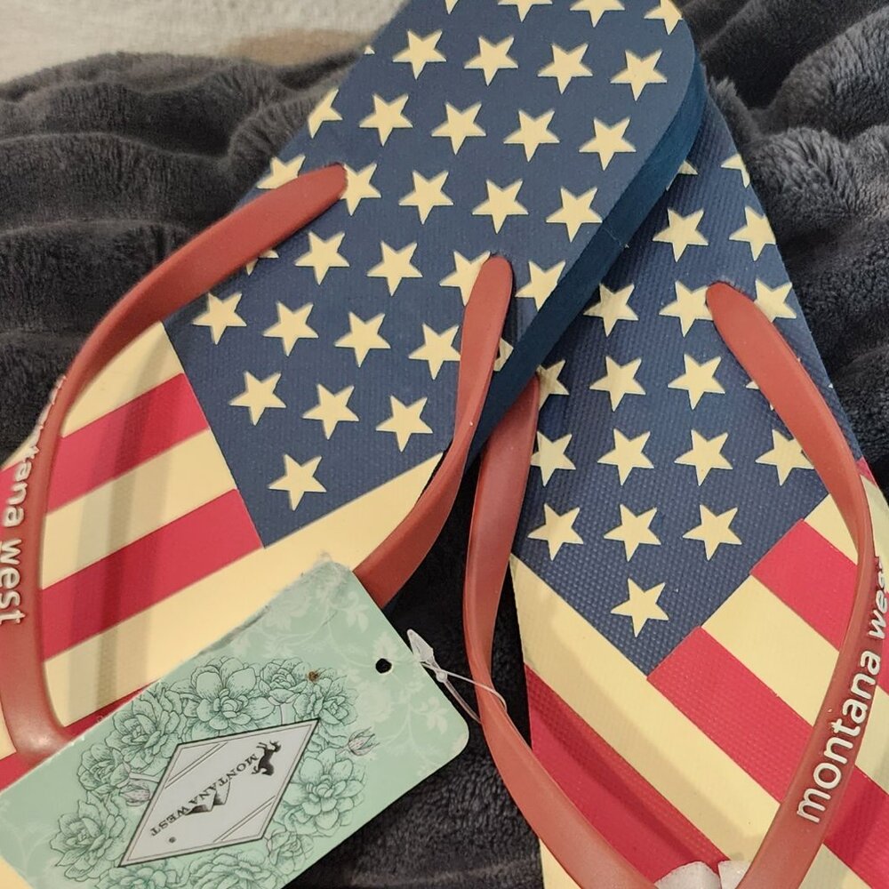 Montana West Red White and Blue Stars and Stripes Womens Flip Flops Size L 9/10 - Picture 3 of 16